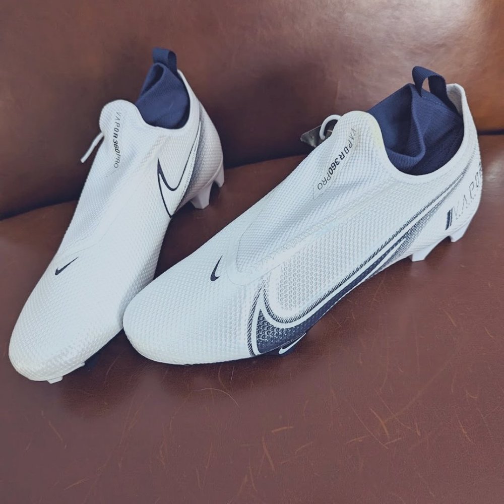 Nike Vapor Edge 360 American Football Cleats - Men's size 12